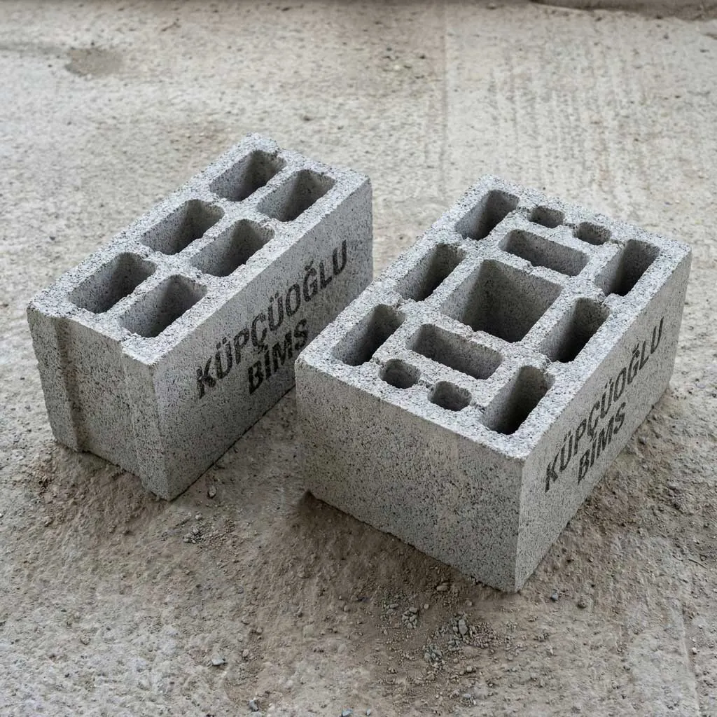 Mantolama Gerektirmeyen Duvar: İzo Bims